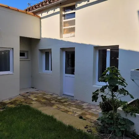 La Roseraie Couette-café