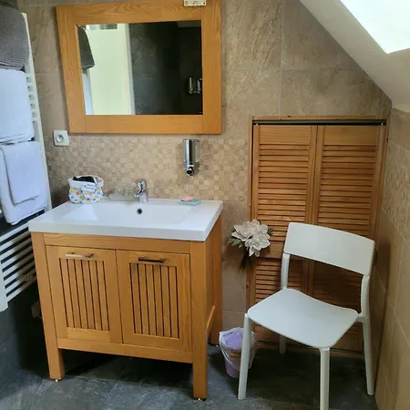 Bed and Breakfast La Roseraie Neuville-du-Poitou