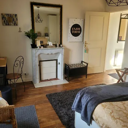 Frühstückspension La Roseraie Neuville-du-Poitou