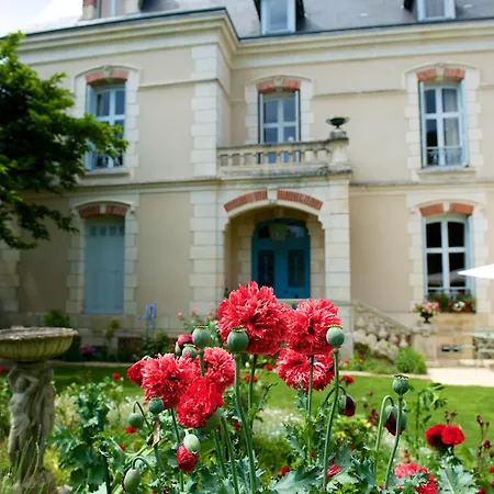 La Roseraie Bed & Breakfast Neuville-du-Poitou