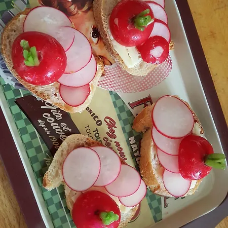 La Roseraie Couette-café Neuville-du-Poitou