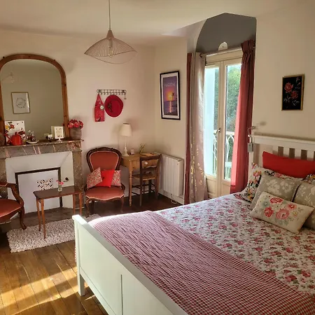 Bed & Breakfast La Roseraie 4*