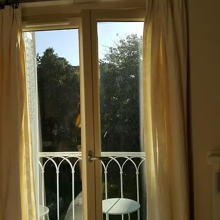 La Roseraie 4* Neuville-de-Poitou