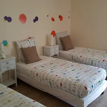 La Roseraie 4* Neuville-de-Poitou