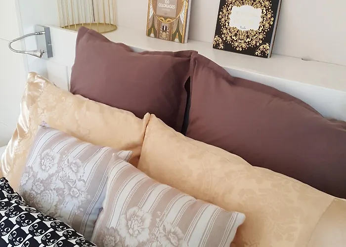 La Roseraie Neuville-du-Poitou