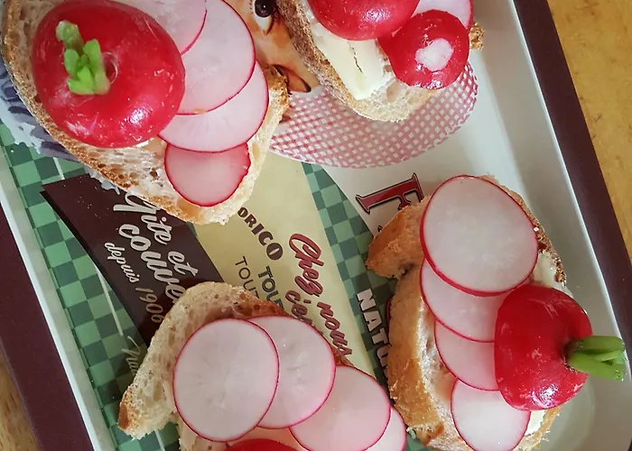 La Roseraie B&B Neuville-du-Poitou