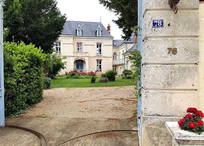 La Roseraie 4* Neuville-du-Poitou