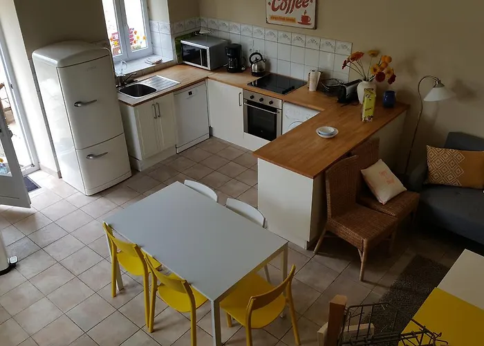 La Roseraie Neuville-du-Poitou